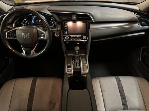 Used 2019 Honda Civic EX image 12