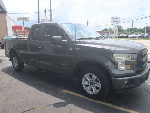 Used 2015 Ford F150 XL w/ Equipment Group 101A Mid RWD image 2