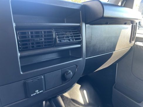 Used 2024 Chevrolet Express 2500 Work Van w/ Driver Convenience Package image 31