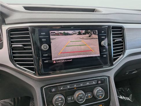 Certified 2023 Volkswagen Atlas SE w/ Panoramic Sunroof Package AWD/4WD image 22