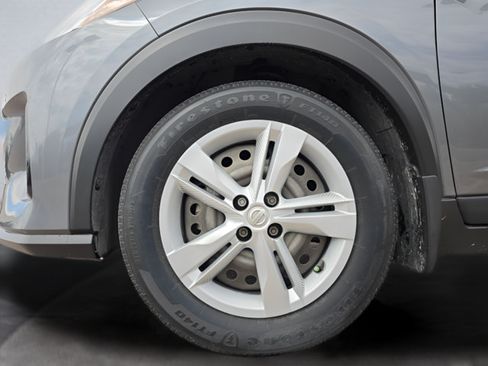 Certified 2024 Nissan Kicks S FWD image 8