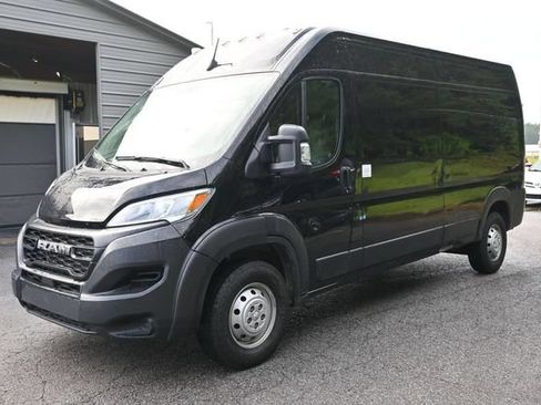 Used 2023 RAM ProMaster 2500 FWD image 2
