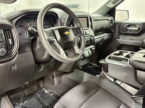 Used 2021 Chevrolet Silverado 1500 Custom w/ Safety Confidence Package AWD/4WD image 12