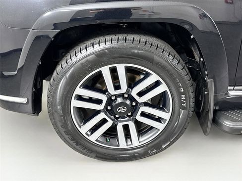 Used 2022 Toyota 4Runner Limited AWD/4WD image 47