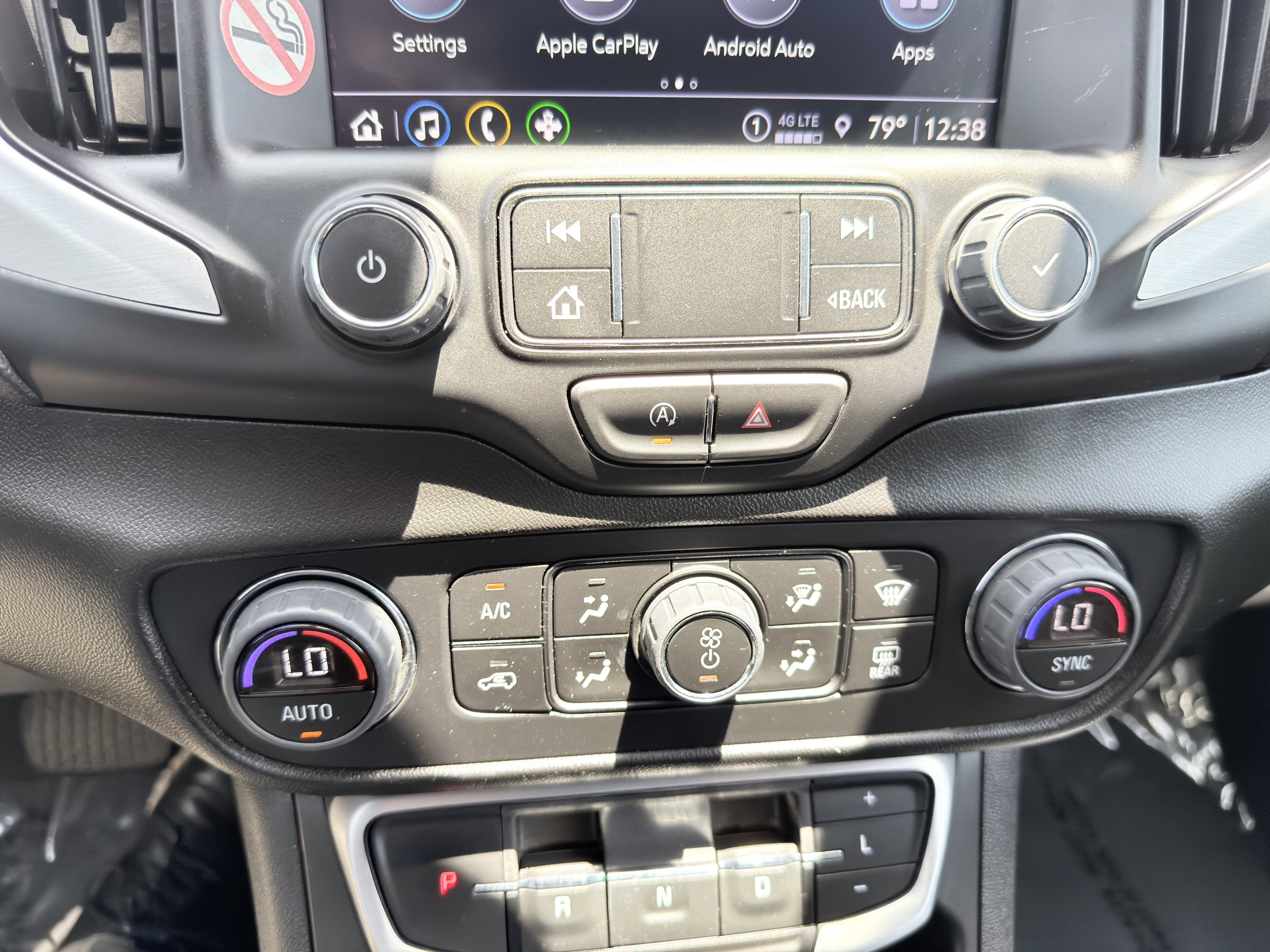 Used 2023 GMC Terrain SLT FWD image 30