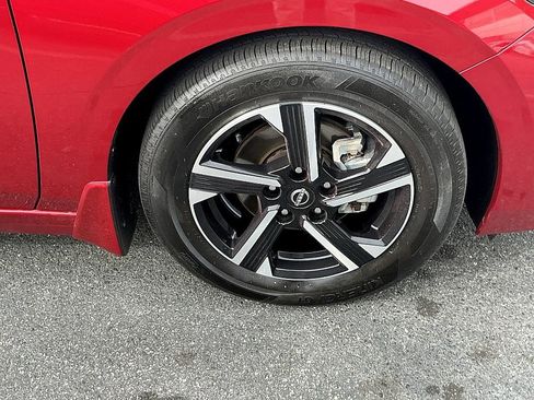 Used 2024 Nissan Sentra SV image 10