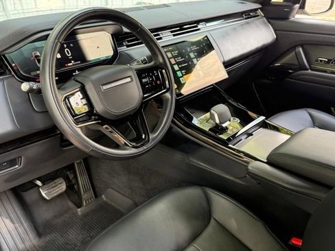 Used 2024 Land Rover Range Rover Sport Dynamic SE AWD/4WD image 9