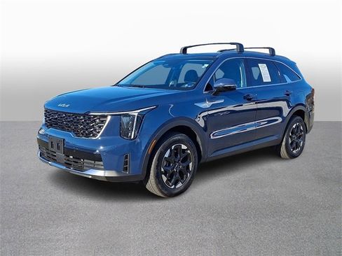 Used 2025 Kia Sorento S w/ Panoramic Sunroof Package image 1