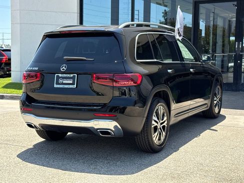 Used 2024 Mercedes-Benz GLB 250 image 14