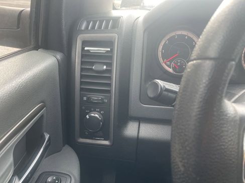 Used 2017 RAM 1500 Tradesman w/ Power & Remote Entry Group image 11