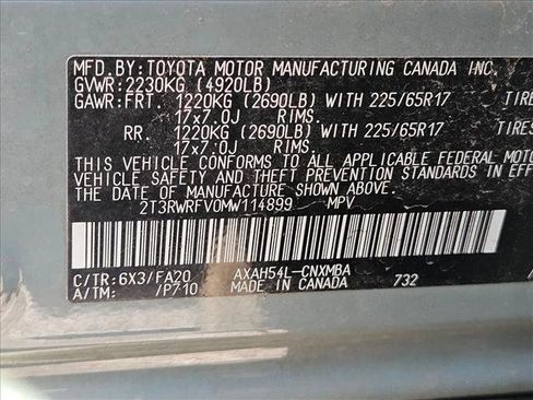 Used 2021 Toyota RAV4 XLE w/ Carpet Mat Package (TMS) AWD/4WD image 11