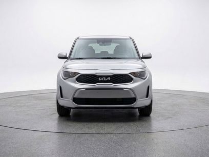 Used 2025 Kia Soul LX w/ LX Technology Package