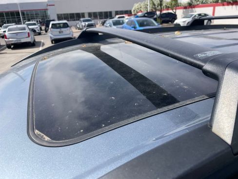 Used 2024 Toyota Corolla Cross XLE w/ Convenience Package image 4