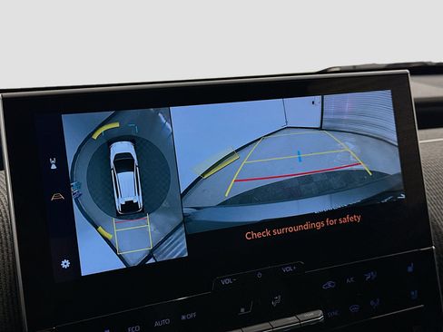 Used 2023 Toyota bZ4X Limited w/ Weather Package AWD/4WD image 23