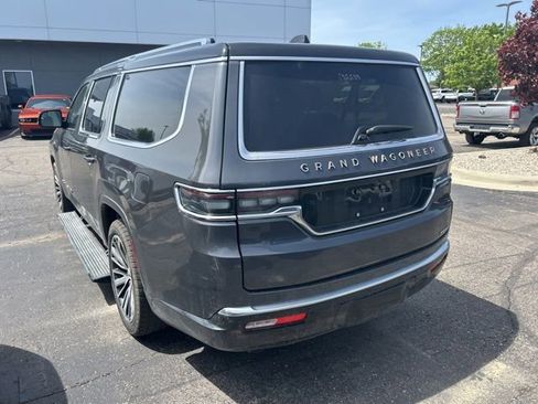 Used 2024 Jeep Grand Wagoneer L Series III AWD/4WD image 2