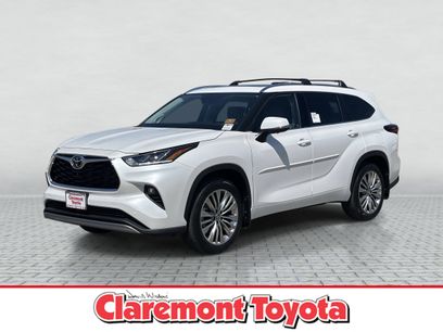New 2025 Toyota Highlander Platinum