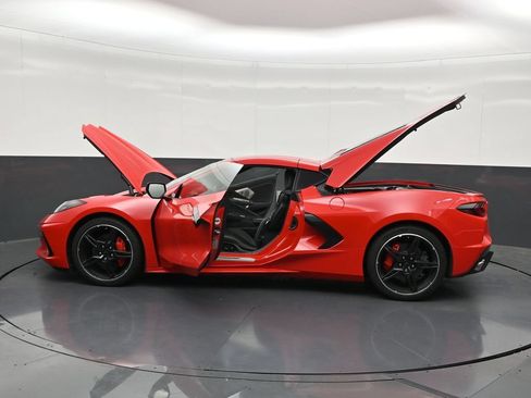 Used 2024 Chevrolet Corvette Stingray Preferred Cpe w/ 2LT RWD image 33
