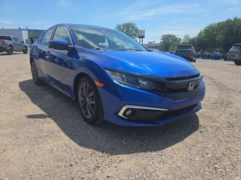 Used 2019 Honda Civic EX image 3