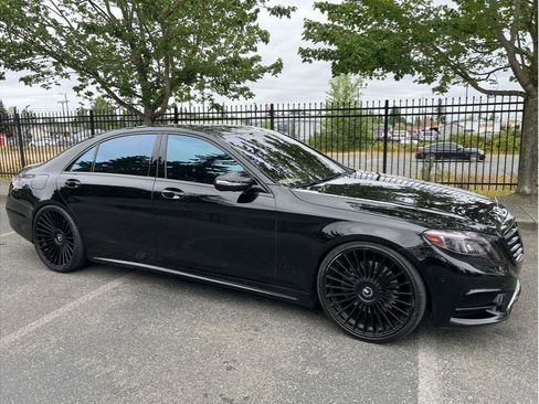 Used 2015 Mercedes-Benz S 550 Sedan image 3
