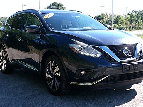 Used 2017 Nissan Murano Platinum w/ Platinum Technology Package image 2