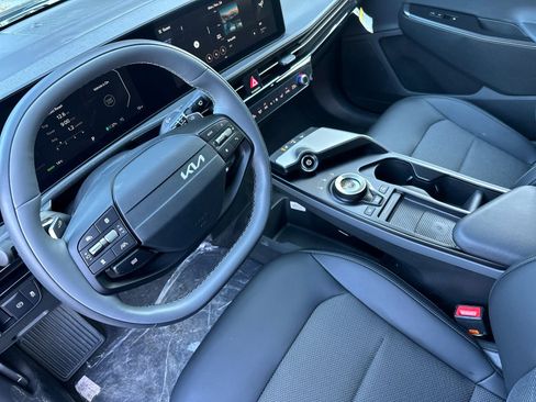 New 2025 Kia EV6 Light image 10