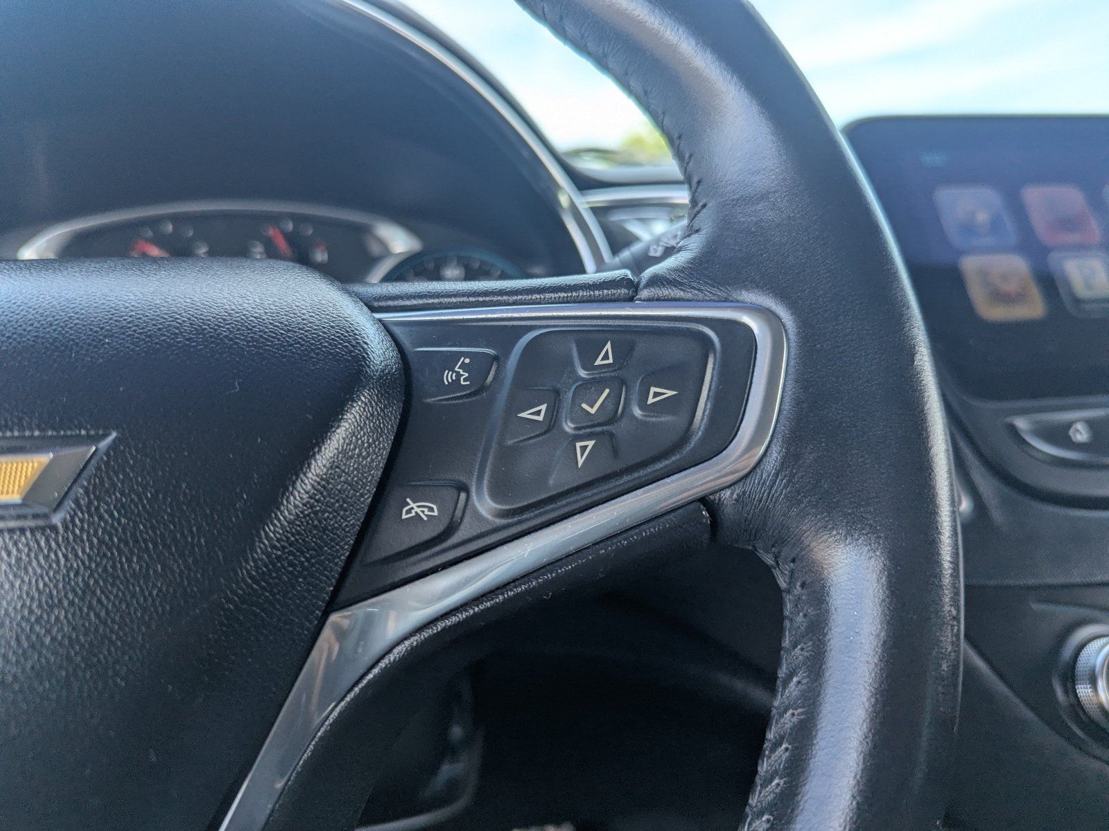 Used 2016 Chevrolet Malibu LT FWD image 32