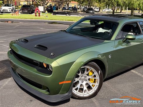 Used 2023 Dodge Challenger SRT Hellcat RWD image 9