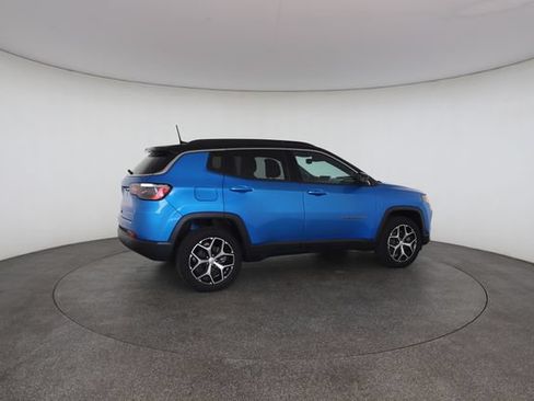 Used 2024 Jeep Compass Limited AWD/4WD image 21