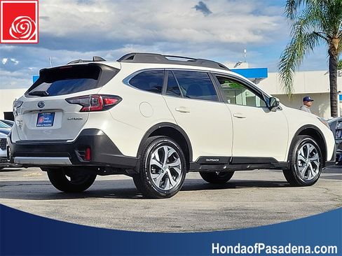 Used 2022 Subaru Outback Limited image 2