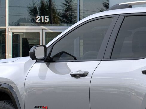 New 2026 GMC Terrain AT4 w/ Technology Package II AWD/4WD image 12