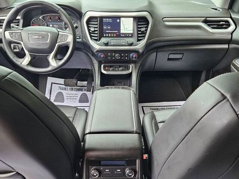 Used 2023 GMC Acadia SLT image 9