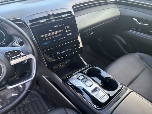 Certified 2023 Hyundai Tucson Limited AWD/4WD image 31