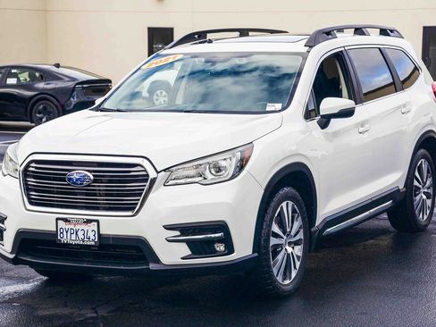 Used 2021 Subaru Ascent Limited image 3