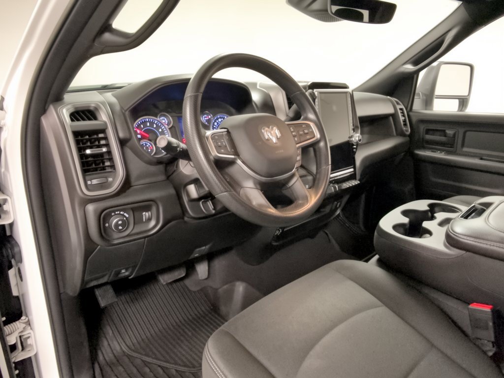 Used 2026 RAM 2500 Tradesman AWD/4WD image 4