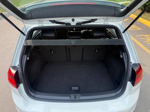 Used 2015 Volkswagen Golf R 4Motion AWD 4dr Hatchback image 38