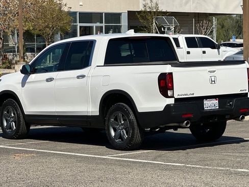 Used 2023 Honda Ridgeline RTL-E image 6
