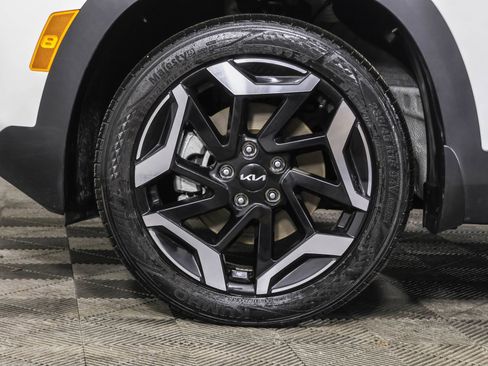 Used 2025 Kia Seltos SX w/ SX Sunroof Package image 25