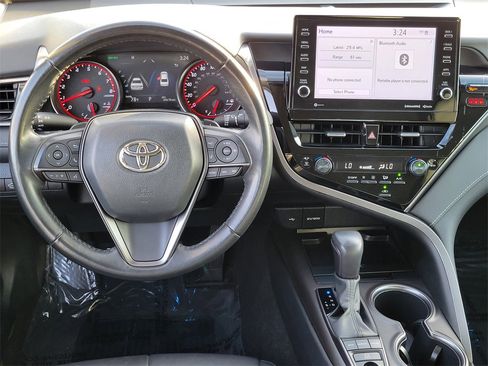 Used 2023 Toyota Camry XSE image 4