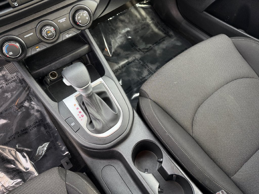 Used 2023 Kia Forte LXS FWD image 19