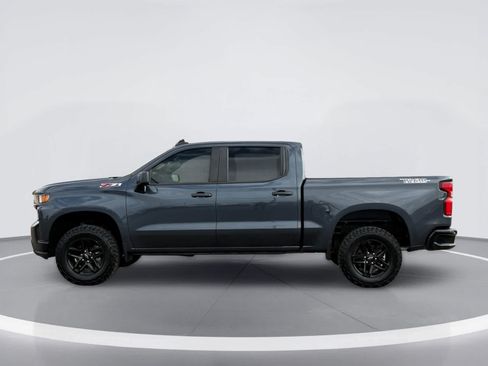 Used 2021 Chevrolet Silverado 1500 Custom Trail Boss w/ LPO, Dark Essentials Package AWD/4WD image 3
