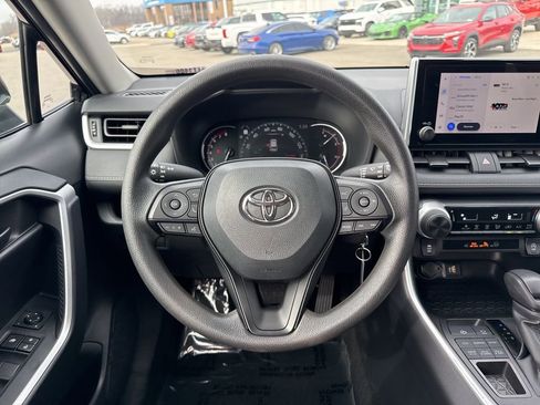 Used 2025 Toyota RAV4 LE image 13
