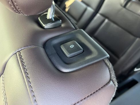 New 2026 Ford Explorer Platinum image 42