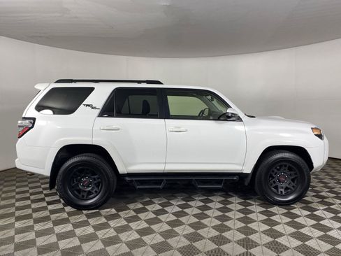 Used 2023 Toyota 4Runner TRD Off-Road Premium w/ Moonroof Package AWD/4WD image 7