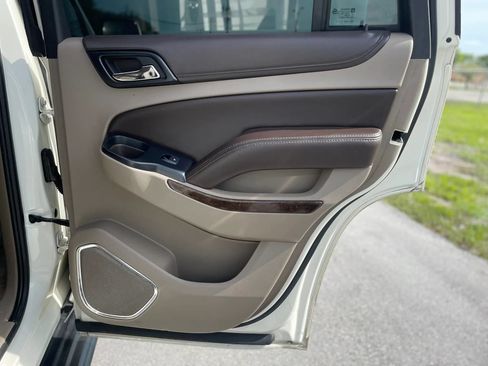 Used 2015 Chevrolet Tahoe LT RWD image 36