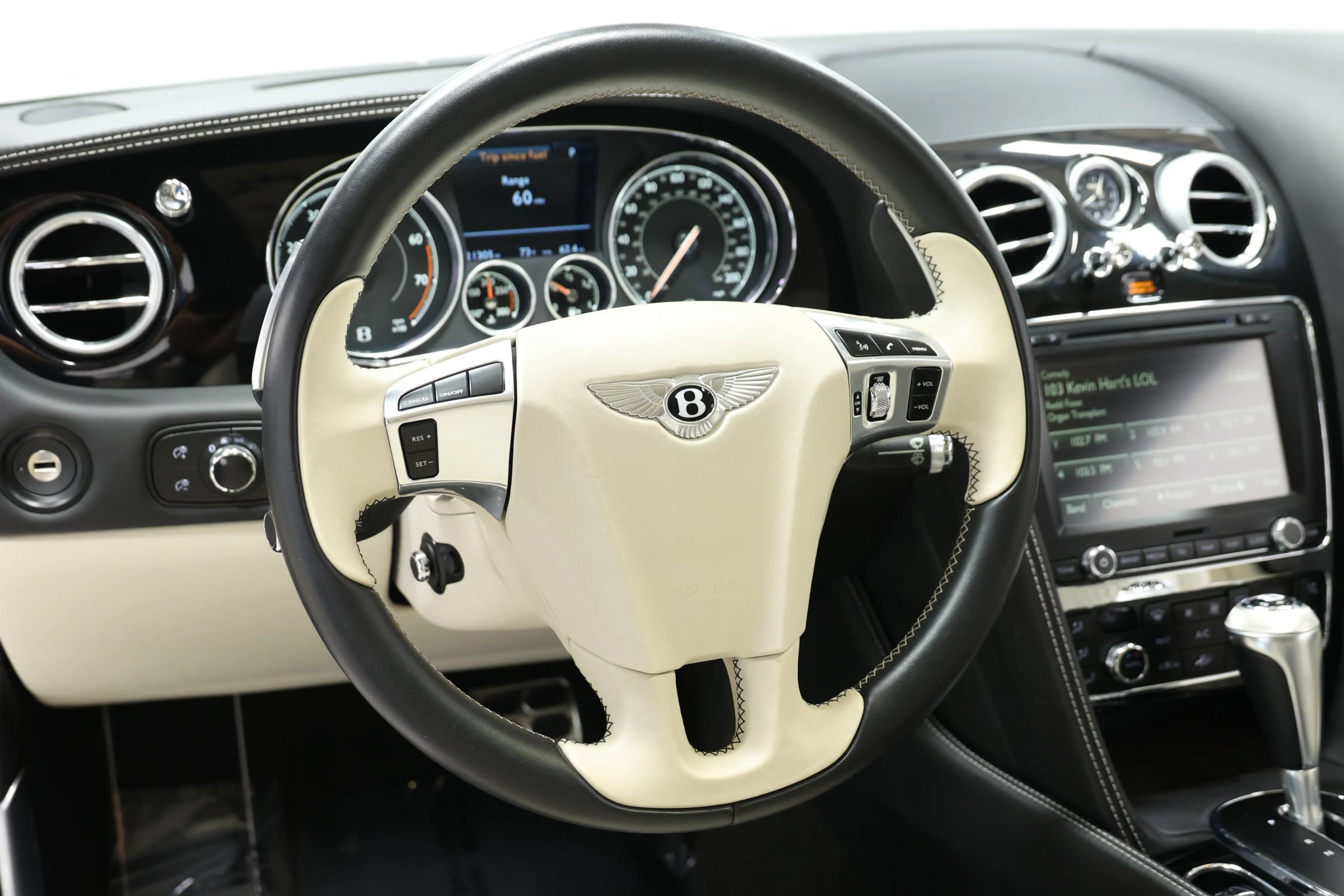 Used 2017 Bentley Continental GT AWD/4WD image 28
