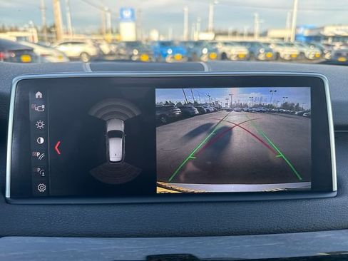 Used 2018 BMW X5 xDrive40e image 29