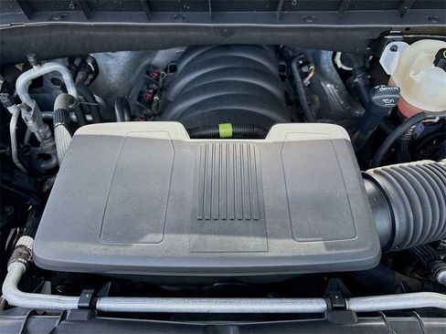 Used 2020 Chevrolet Silverado 1500 LT Trail Boss image 30