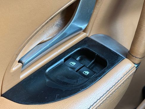 Used 2013 Maserati GranTurismo Sport image 30