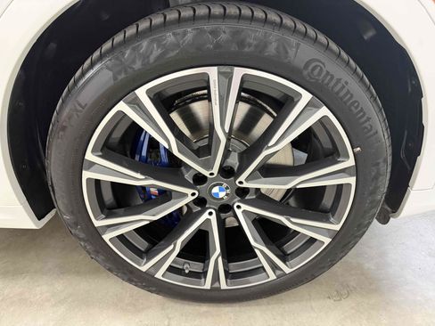 Used 2020 BMW X7 M50i w/ Executive Package AWD/4WD image 11