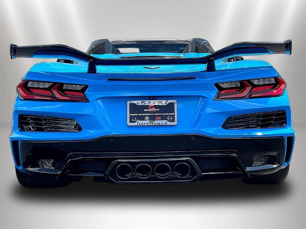 Used 2023 Chevrolet Corvette Z06 w/ Z07 Performance Package RWD image 5